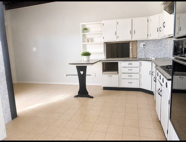 3 BEDROOM FREEHOLD FOR SALE IN ELSPARK